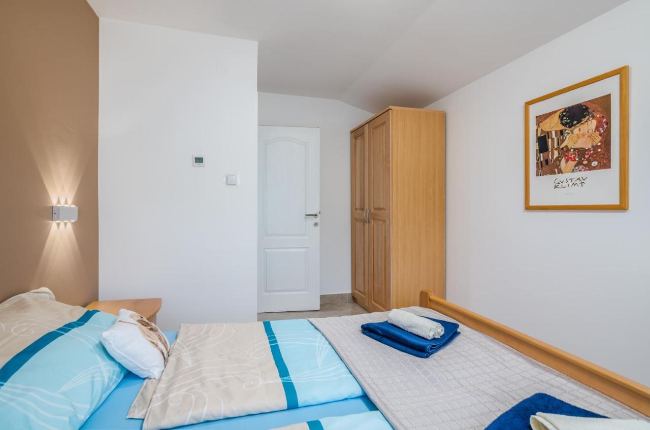 Apartment Dragica Čižići Екстериор снимка