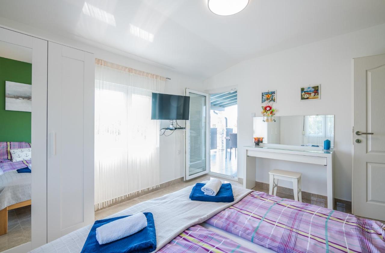 Apartment Dragica Čižići Екстериор снимка